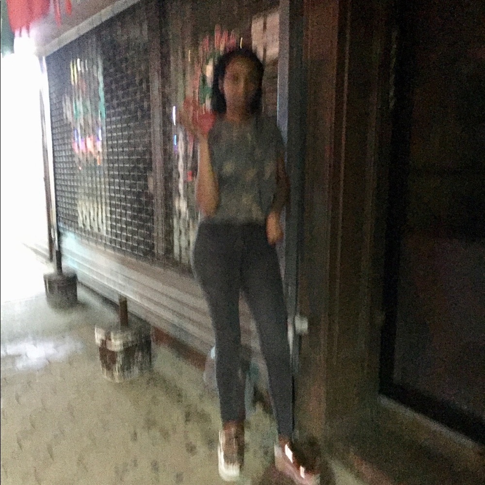 Meet your Posher, Naomi